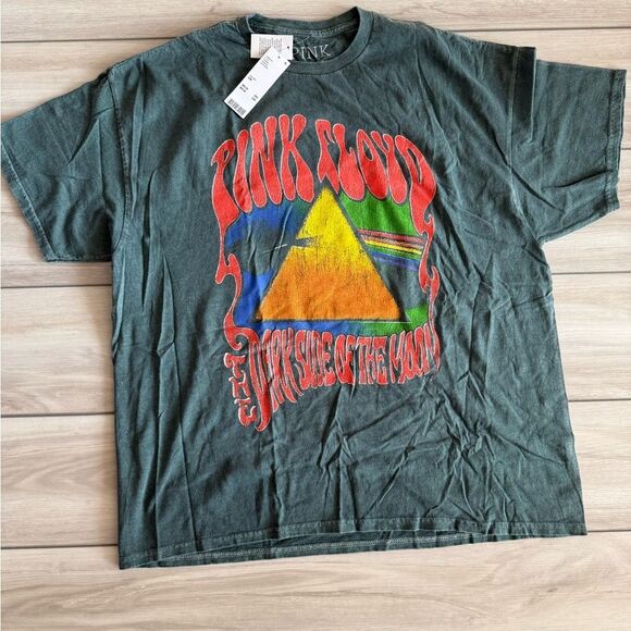 Urban Outfitters Pink Floyd Dark Side Of The Moon Tour Tee S/M Green NWT - Picture 3 of 5
